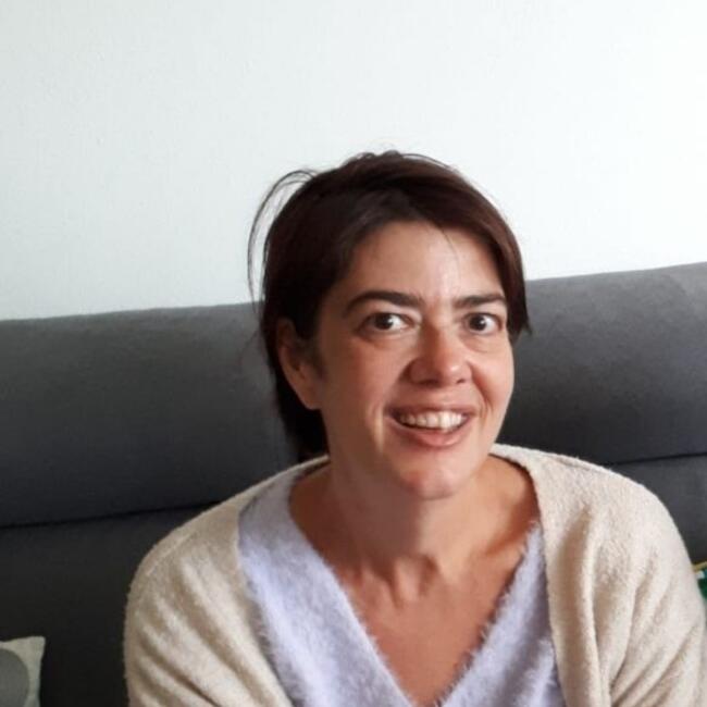 Babysitter in Champs-sur-Marne: Celine
