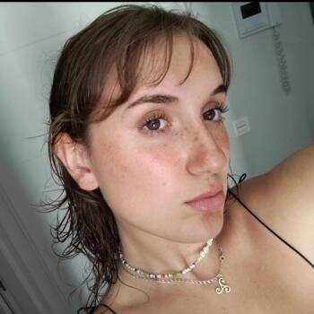 Babysitter in Valencia: Lucía