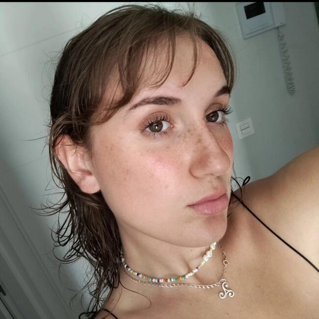 Babysitter in Valencia: Lucía