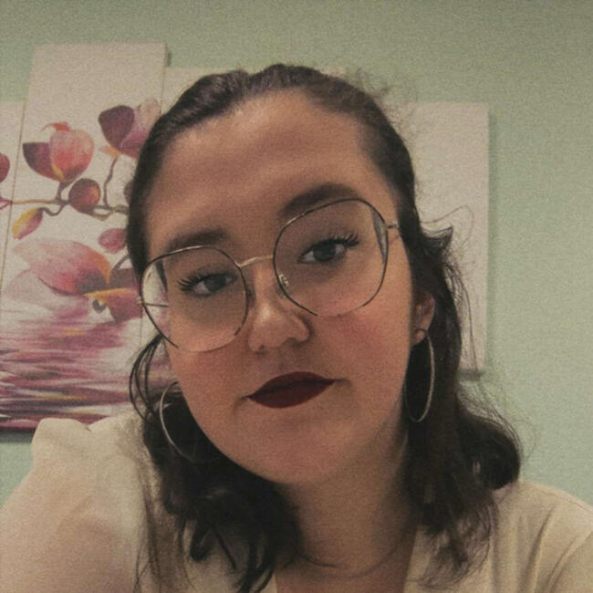 Babysitter in Vesoul: Justine