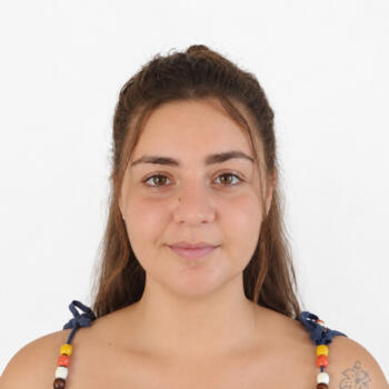Babysitter in Alicante: Lucia
