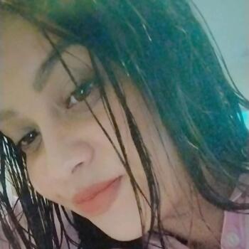 Babysitter Hortolândia: Flávia