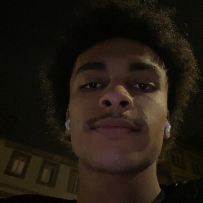 Babysitter in Plourin-lès-Morlaix: Noah