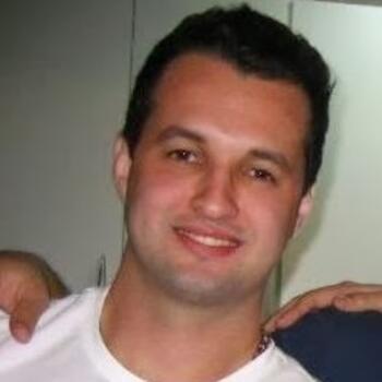 Emprego de babá em Cascavel: emprego de babá Rodrigo