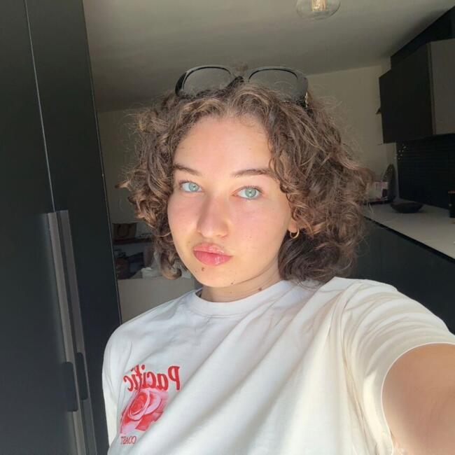 Babysitter in Lyon: Lilou