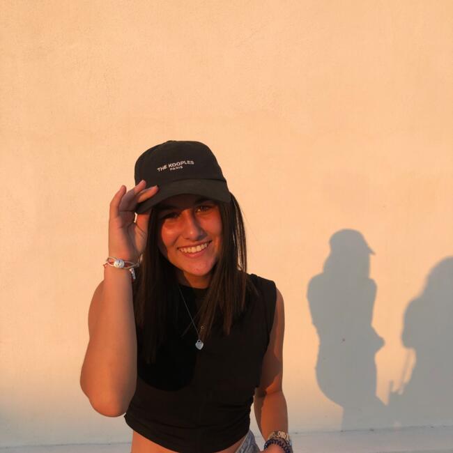 Babysitter in Saint-Rémy-de-Provence: Madison