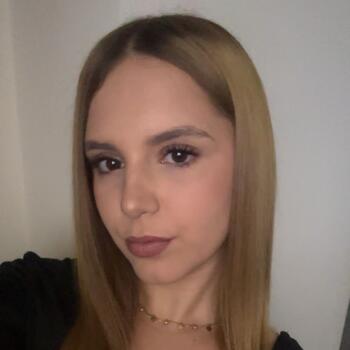 Babysitter in Perpignan: Serena