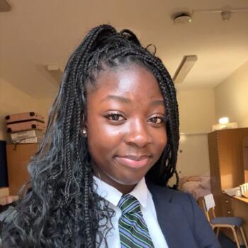 Babysitter in London: Tiana Elsa