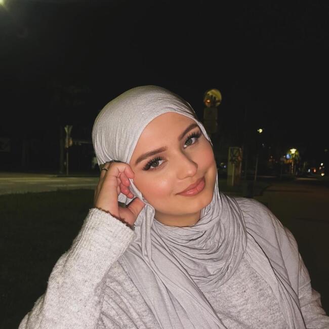 Babysitter in Wels: Azra