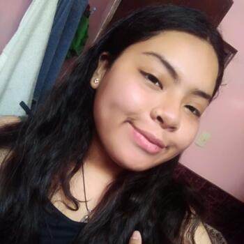 Babysitter in Lima Lima: Daniela Sofia