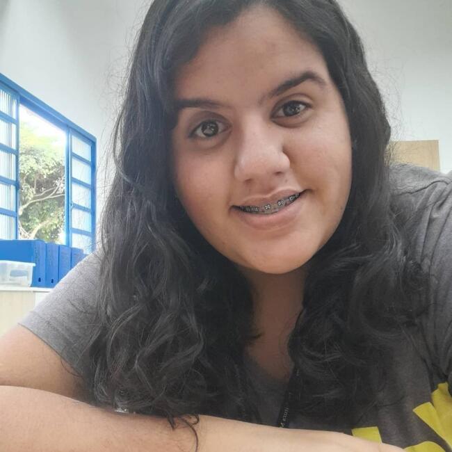 Babysitter in São José dos Campos: Ana Carolina