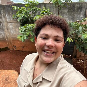 Babá em Inhumas: Virginia