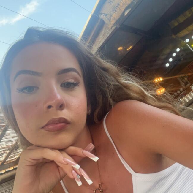 Babysitter in Aboncourt: Océane