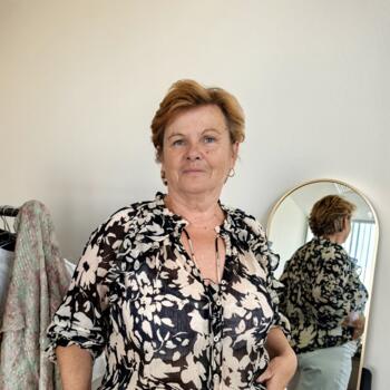 Babysitter in Moşniţa Nouă: Lucica