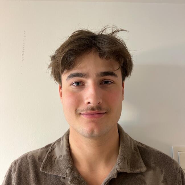 Babysitter in Aix-en-Provence: Auguste