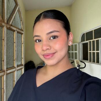 Babysitter Emiliano Zapata: Olivia Flores