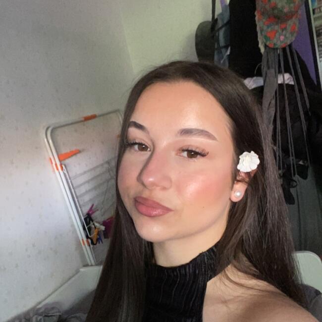 Babysitter in Bad Soden am Taunus: Adelina