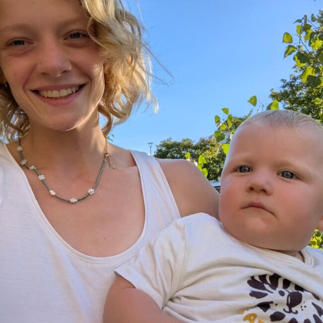 Babysitter in Taninges: Kélia