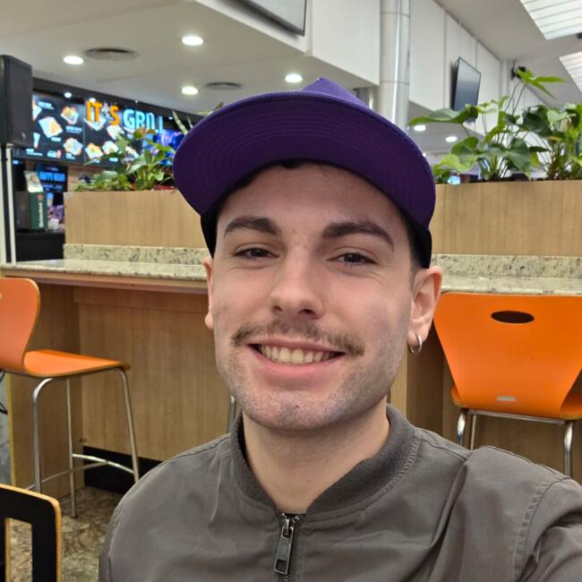 Babysitter in Curitiba: Gabriel