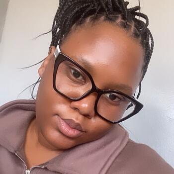 Babysitter Kimberley: Nomathontsi Maggie