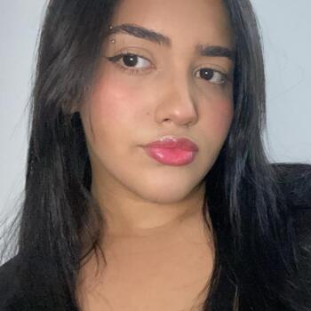 Babysitter in São Paulo: Laura