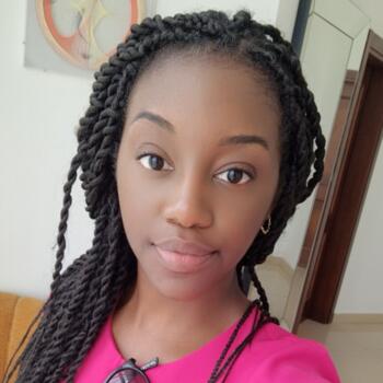 Babysitter in Vila Nova de Gaia: Bruna da Cunha