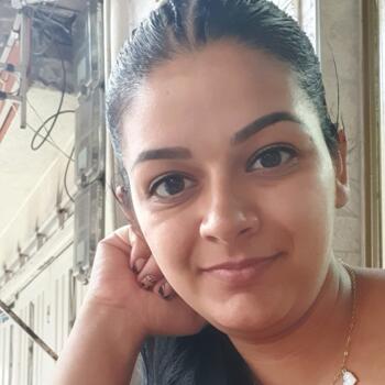 Trabajo de niñera en Pereira: trabajo de niñera Lidiane