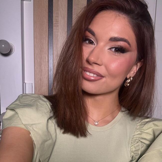 Babysitter in Belgrade: Lena