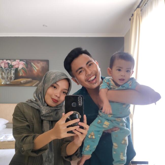 Babysitting job in Balikpapan: Mochamad