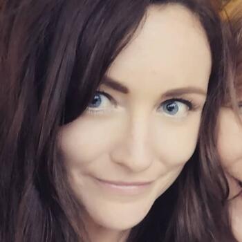 Babysitter in Porirua: Jen