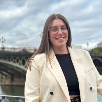 Babysitter in Santa Coloma de Gramenet: Andrea