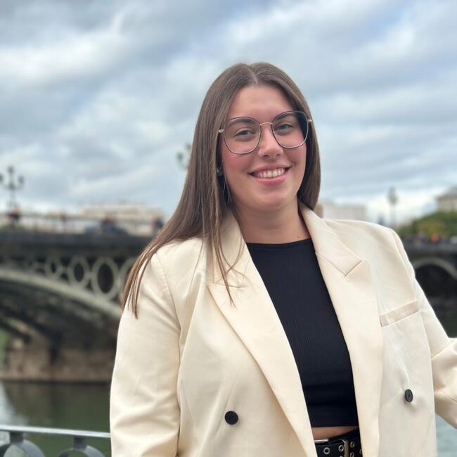 Babysitter in Santa Coloma de Gramenet: Andrea