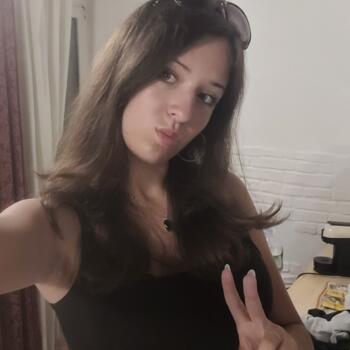 Babysitter in Saint-Cyr-sur-Loire: Jeanne
