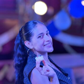 Babysitter Elsene: Sara Samia