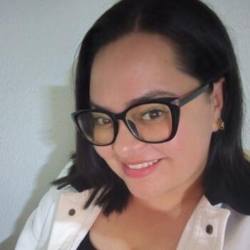 Babysitter in Quito: Camila