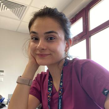 Babysitter in Antalya: Hilal