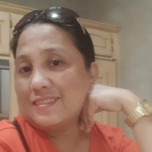 جليسة أطفال في جدة: Brenda