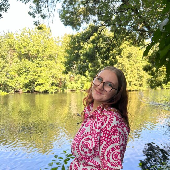 Babysitter in Le Pallet: Ludivine