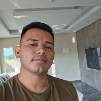 Emprego de babá em Manaus: emprego de babá Veronica