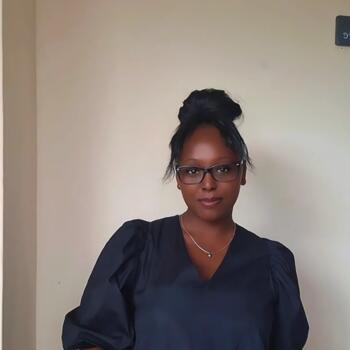 Babysitter in Grasse: Rosaline