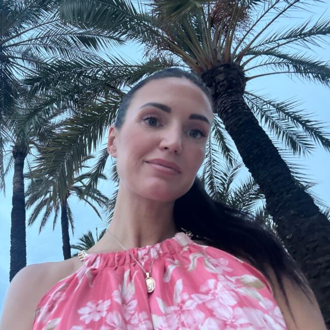 Babysitting job in Valencia: Alina