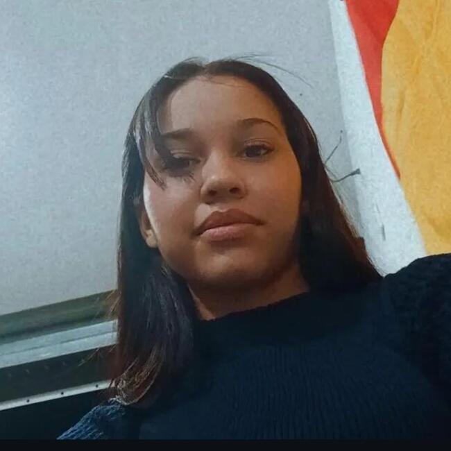 Babá em Recife: Viviane