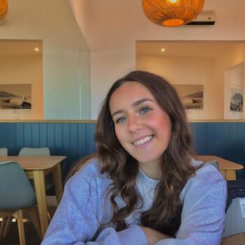 Babysitter Bréville-les-Monts: Chloe