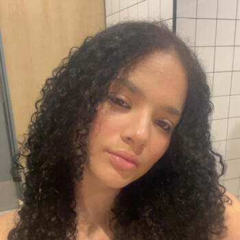 Babysitter Camboriú: Natália