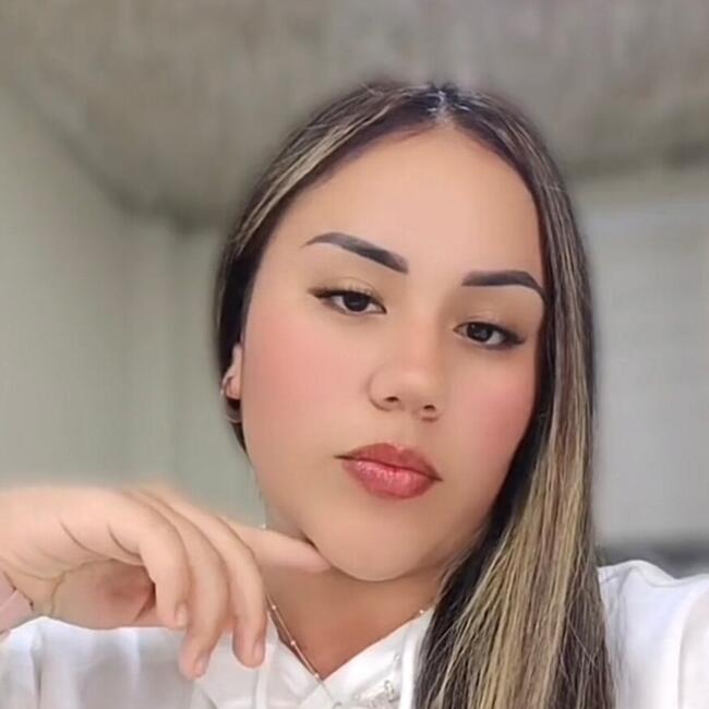 Babysitter em Madrid: Kiara S