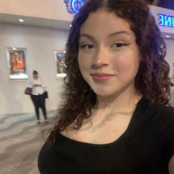 Babá Garanhuns: Eduarda