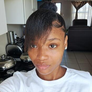 Babysitter in Lichtenburg: Lebogang