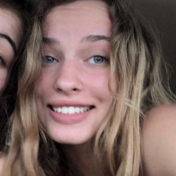 Babysitter in Dallas: Sydney
