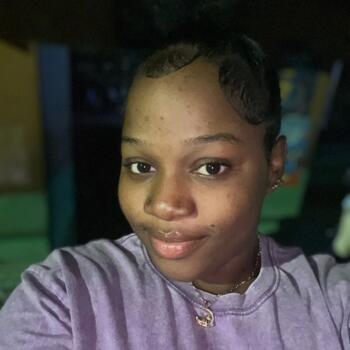 Babysitter in Jamaica: Sashalee