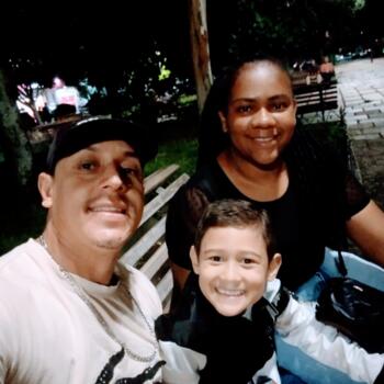 Babysitting job in Alfenas: Adriano